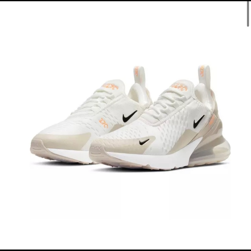 Nike Air Max 270 in Desert Sand
